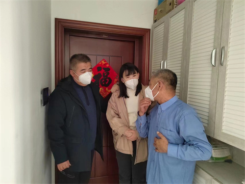 康桥社区携手力旺物业党支部开展节日慰问活动