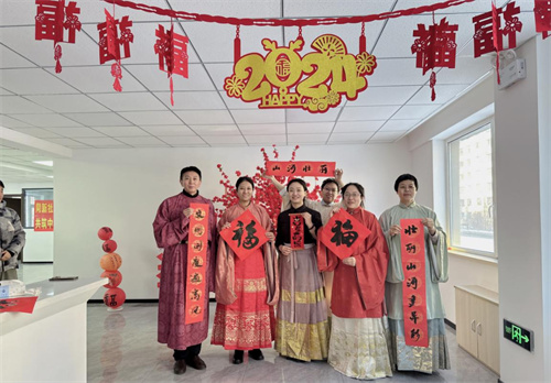 2024.1.29八里堡街道同新社区开展“共筑中国梦·同绘华夏春”春节主题活动5.jpg